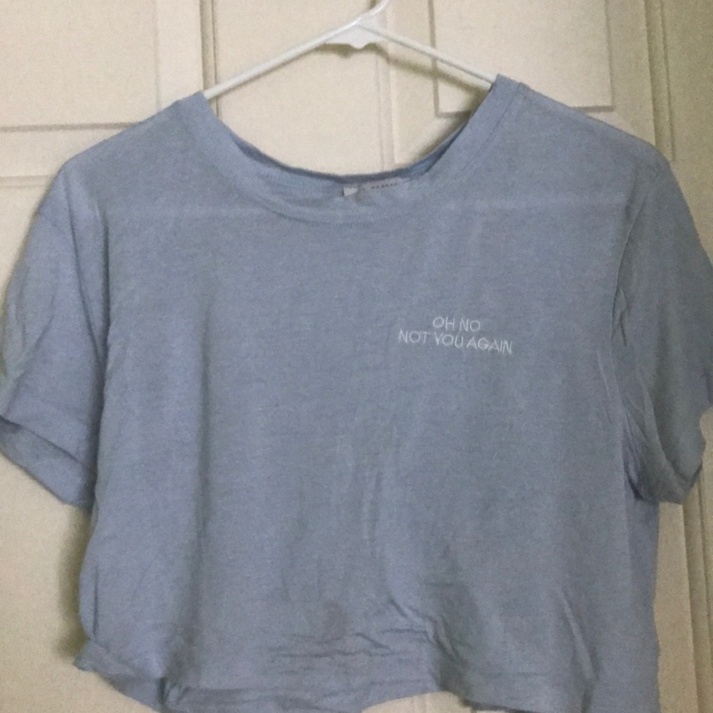 A crop top Tilly shirt